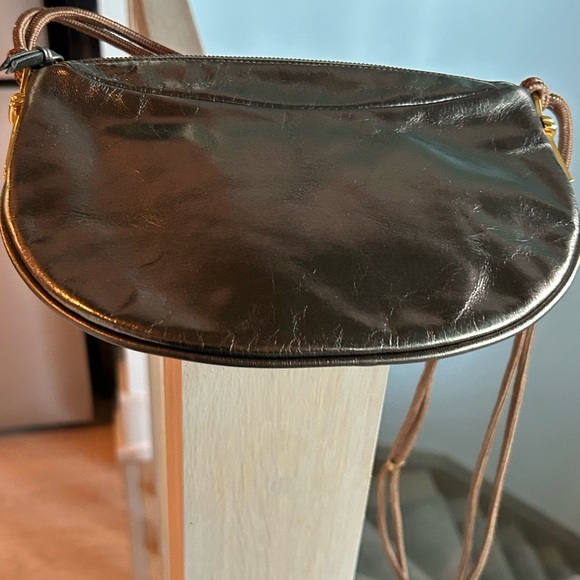 Rodo Italy Vintage Bonze/Gold Metallic Leather Bag /gorgeous gold side detailing - Picture 6 of 7